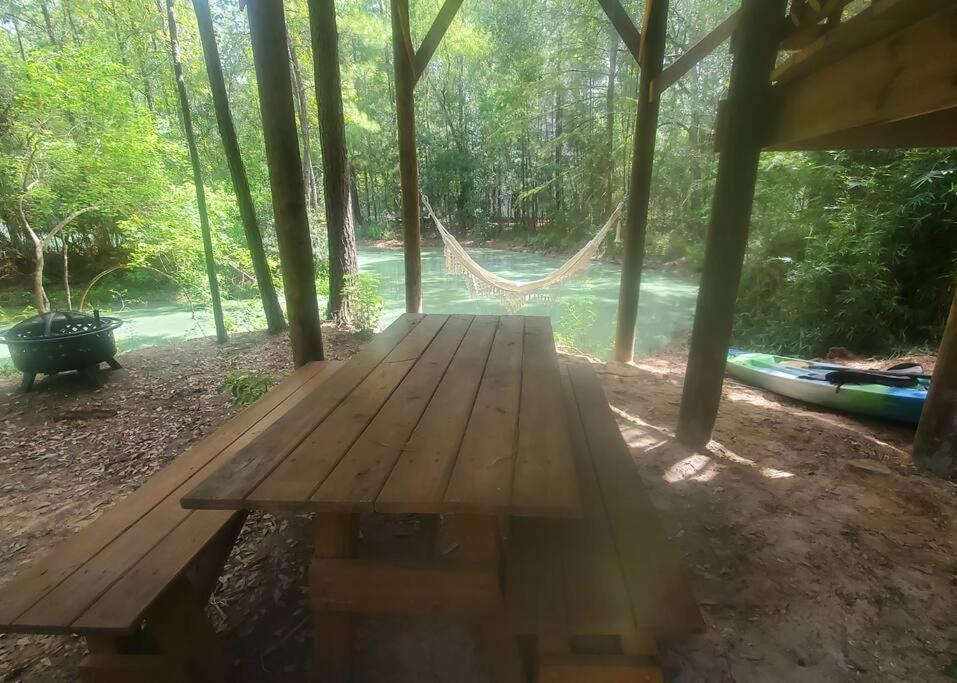 Waterfront Treehouse In A Magical Forest Waller Extérieur photo